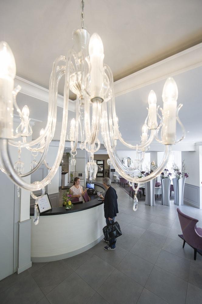 Hotel Esplanade Eden Lourdes Luaran gambar