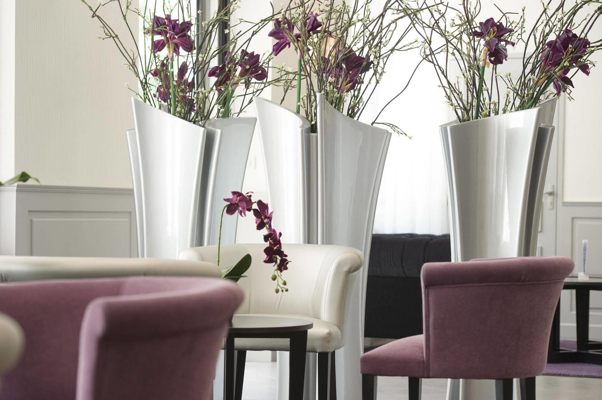Hotel Esplanade Eden Lourdes Luaran gambar